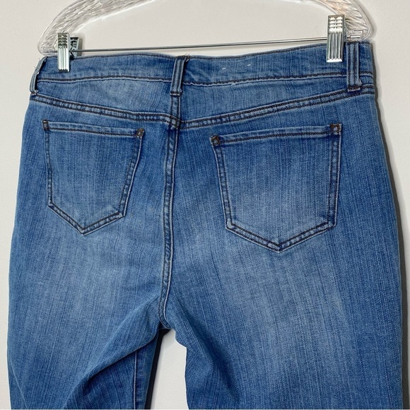 Old Navy The Sweetheart Bermuda Shorts - Picture 4 of 8